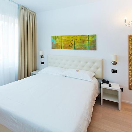 Hotel Maine Finale Ligure Luaran gambar