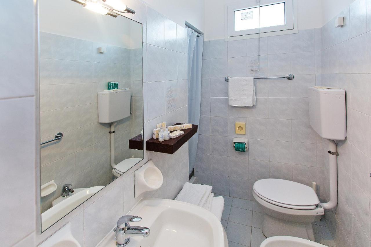 Hotel Maine Finale Ligure Luaran gambar